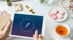 Horóscopo | Signos del zodiaco que podrían tener una relación a distancia.