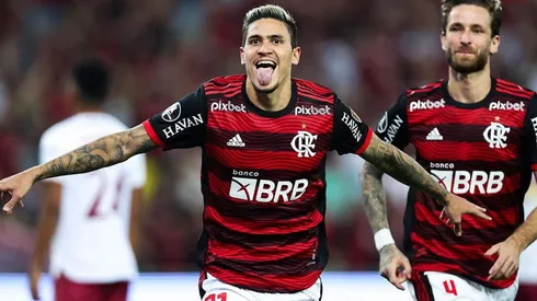 Pedro, la gran figura de Flamengo anotando cuatro goles.