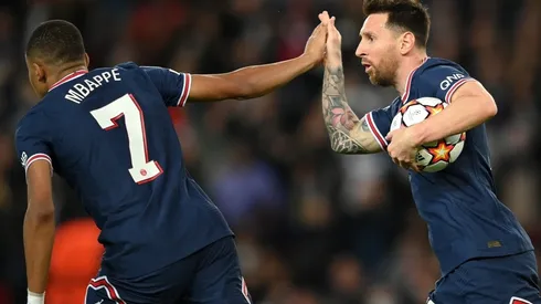 PSG quiere a alguien que cubra las espaldas de Messi y Mbappé.