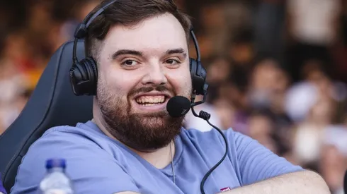 Ibai Llanos quiere subirse al ring contra un histórico exfutbolista.