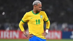 Neymar en acción con Brasil.