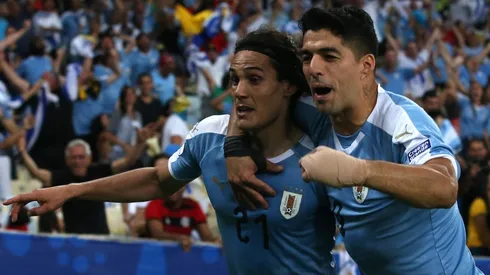 Edinson Cavani y Luis Suárez con la Selección Uruguaya.
