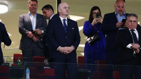 Infantino felicitó a las 32 selecciones.