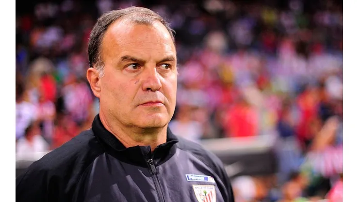 Marcelo Bielsa podría asumir como nuevo entrenador de Athletic Club.
