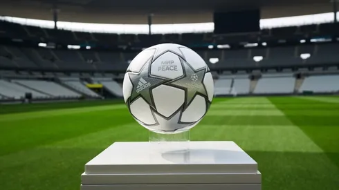 La pelota de la final de la Champions League será subastada.
