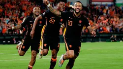 Festejo de gol de Países Bajos.