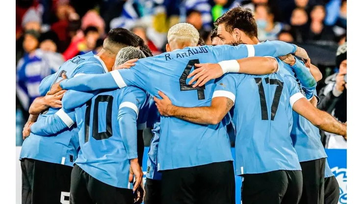 Uruguay en reunión de campo ante Panamá.