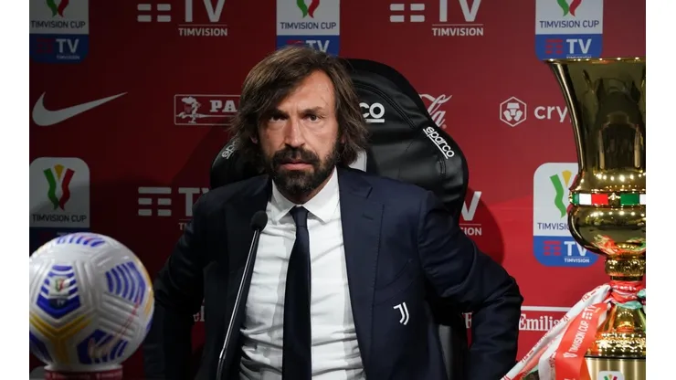 Pirlo comienza una nueva experiencia como DT.