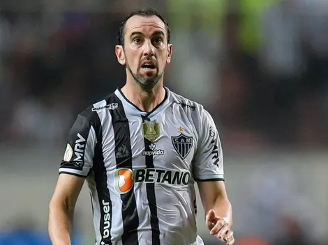 La realidad sobre la opción del arribo de Diego Godín a Vélez Sarsfield