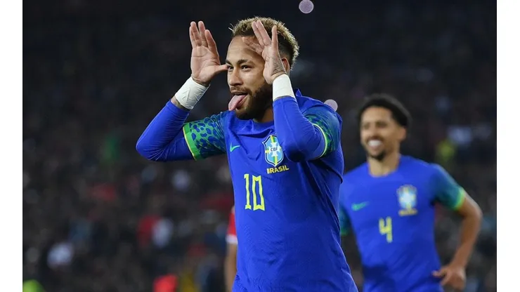 Neymar en festejo de gol con Brasil.
