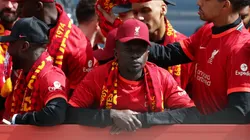 Sadio Mané espera por su salida de Liverpool.