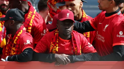 Sadio Mané espera por su salida de Liverpool.