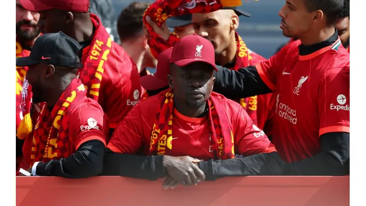 Sadio Mané espera por su salida de Liverpool.