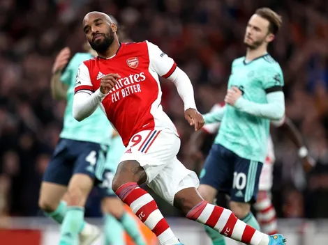 Arsenal se despide del último centro delantero que tenía