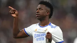 Vinícius Júnior acordó un nuevo contrato con Real Madrid.