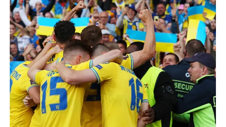 Ucrania se llevó el duelo ante Escocia e irá ante Gales por un lugar en Qatar 2022.