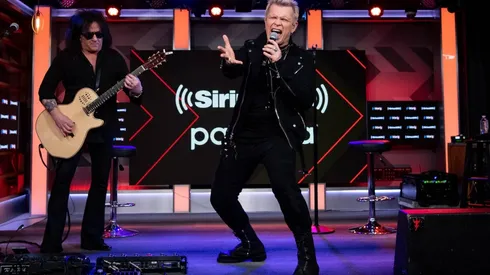 Billy Idol se estará presentando en Argentina.