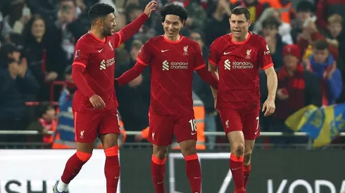 Festejo de gol de Liverpool.