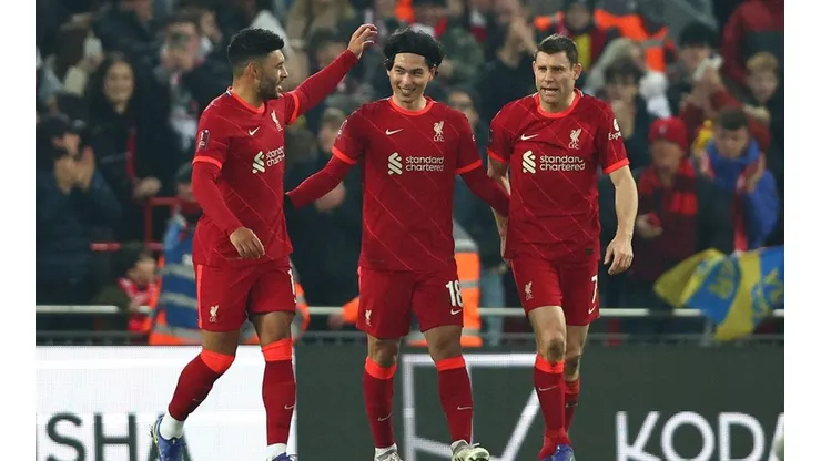Festejo de gol de Liverpool.