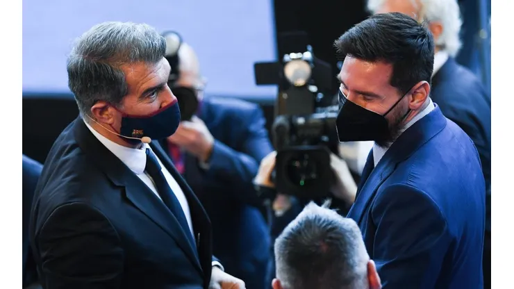 Joan Laporta y Lionel Messi en Barcelona.
