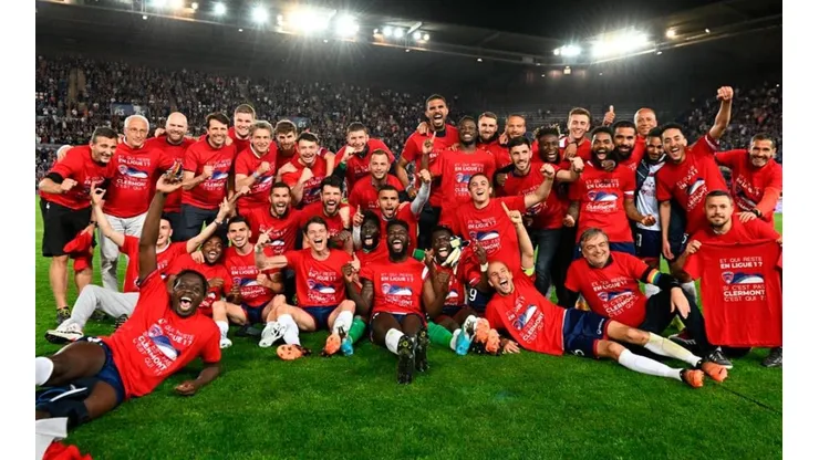 Clermont mantuvo la categoría y lo festejó por todo lo alto.