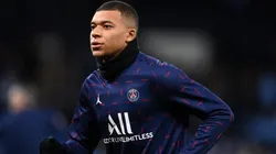 Kylian Mbappé seguirá en PSG.