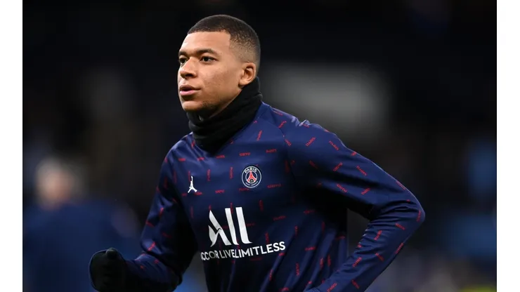 Kylian Mbappé seguirá en PSG.
