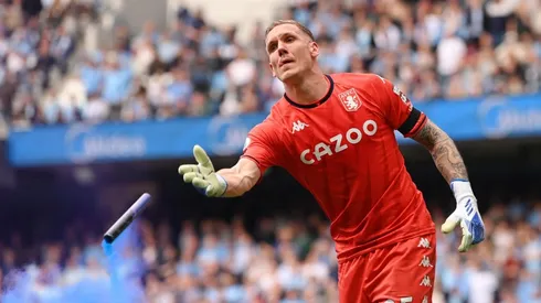 Robin Olsen, víctima de agresiones en el festejo de Manchester City.