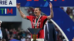 Zlatan Ibrahimovic festejando la Serie A de Italia.