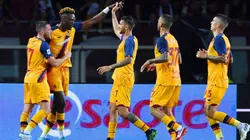 Abraham y el festejo de todos los jugadores de Roma.