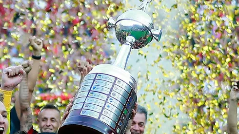 Trofeo Copa Libertadores.