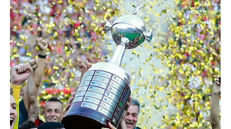 Trofeo Copa Libertadores.