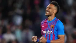 Aubameyang le puso fin a su carrera internacional.