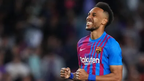 Aubameyang le puso fin a su carrera internacional.