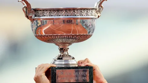 El trofeo de Roland Garros, algo más que preciado por los tenistas.