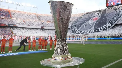 Trofeo de la Europa League.