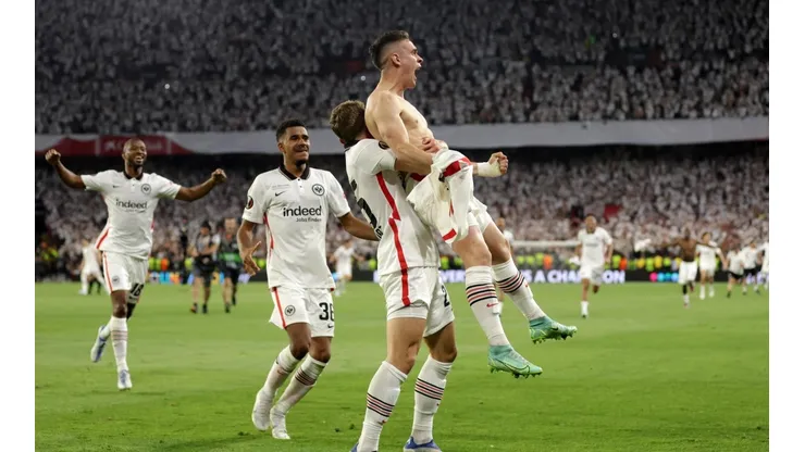 Santos Borré, el héroe de Frankfurt en la final.