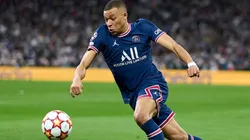 Mbappé en acción con PSG.