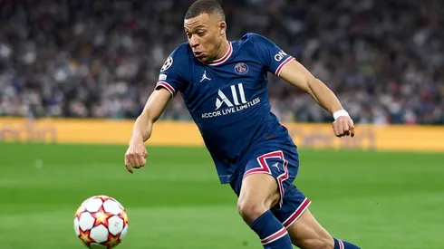Mbappé en acción con PSG.