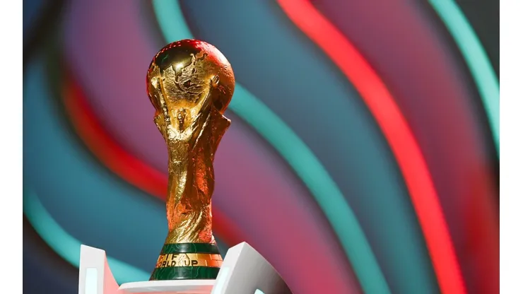 La Copa del Mundo pesa 6,170 kilos.