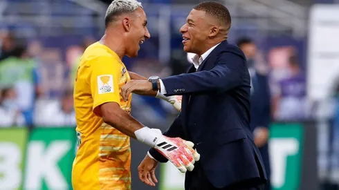 Navas y Mbappé, compañeros y amigos en PSG.