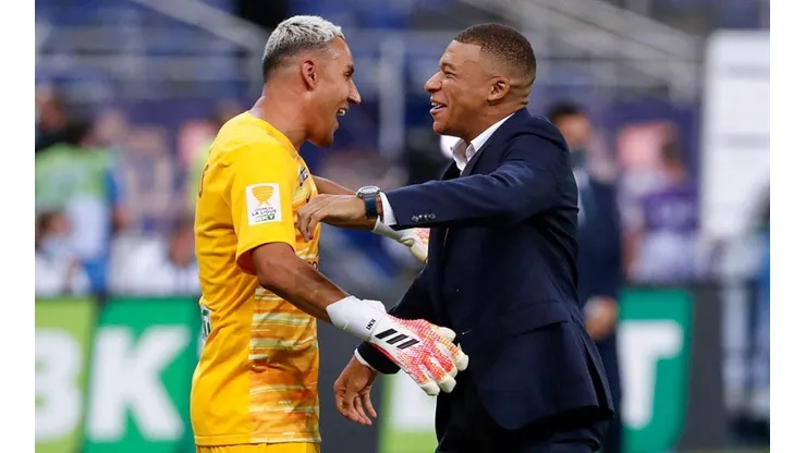 Navas y Mbappé, compañeros y amigos en PSG.