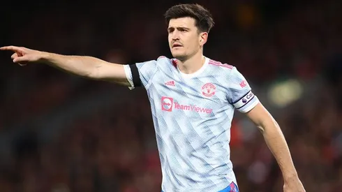 Harry Maguire en acción con Manchester United.