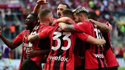 Milan en festejo de gol.