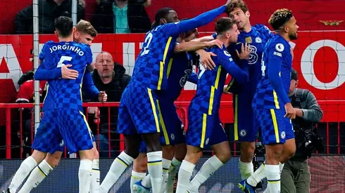 Jugadores de Chelsea en festejo.