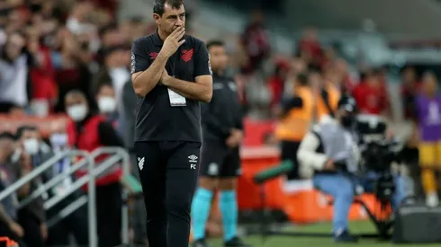 Fábio Carille fue despedido tras sólo estar 20 días como DT de Athletico Paranaense.