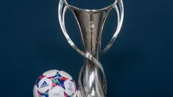 Trofeo de la Champions femenina.