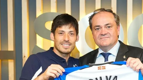 David Silva en su imagen de renovación.