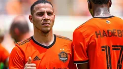 Ferreira en festejo de gol.