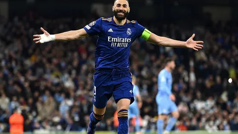 Benzema en festejo de gol.